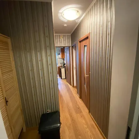 Vabaduse 43, Hotel na wodzie *